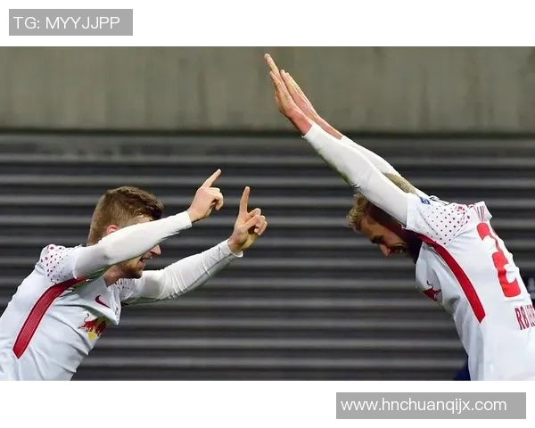 欧联杯波尔图大胜那不勒斯红牌事件引发全场热议与高潮