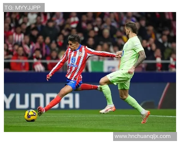 欧冠激战:那不勒斯逆转马竞争议判罚引发全场热议 欧冠激战:那不勒斯逆转马竞争议判罚引发全场热议