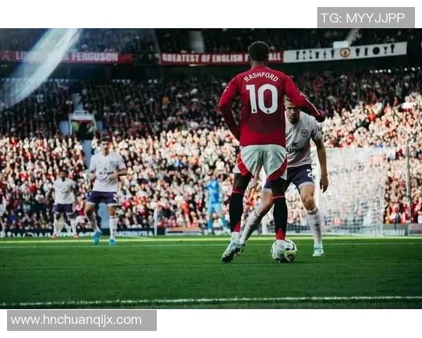 曼联友谊赛大胜巴萨五球狂潮赛后点评引发热议